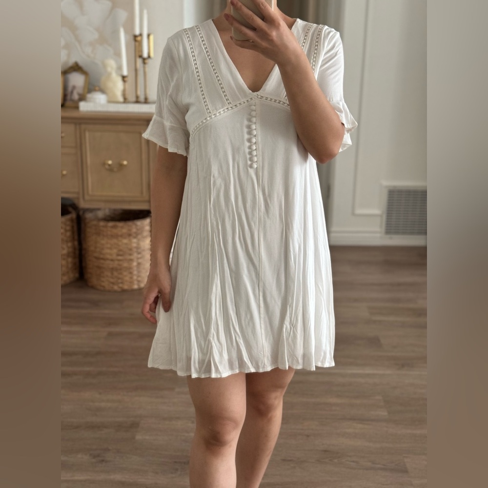 Francesca’s White Shift Dress